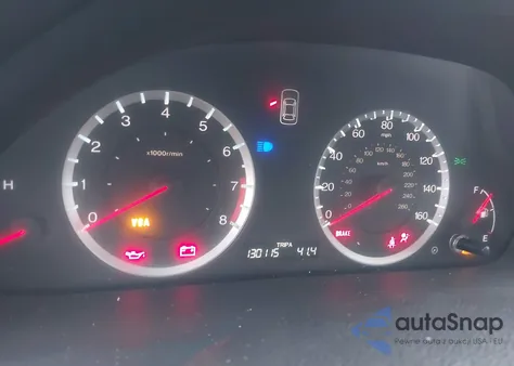 2010 Honda Accord 2.4 Lx z USA, uszkodzony, nr VIN 1HGCP2E39AA124689